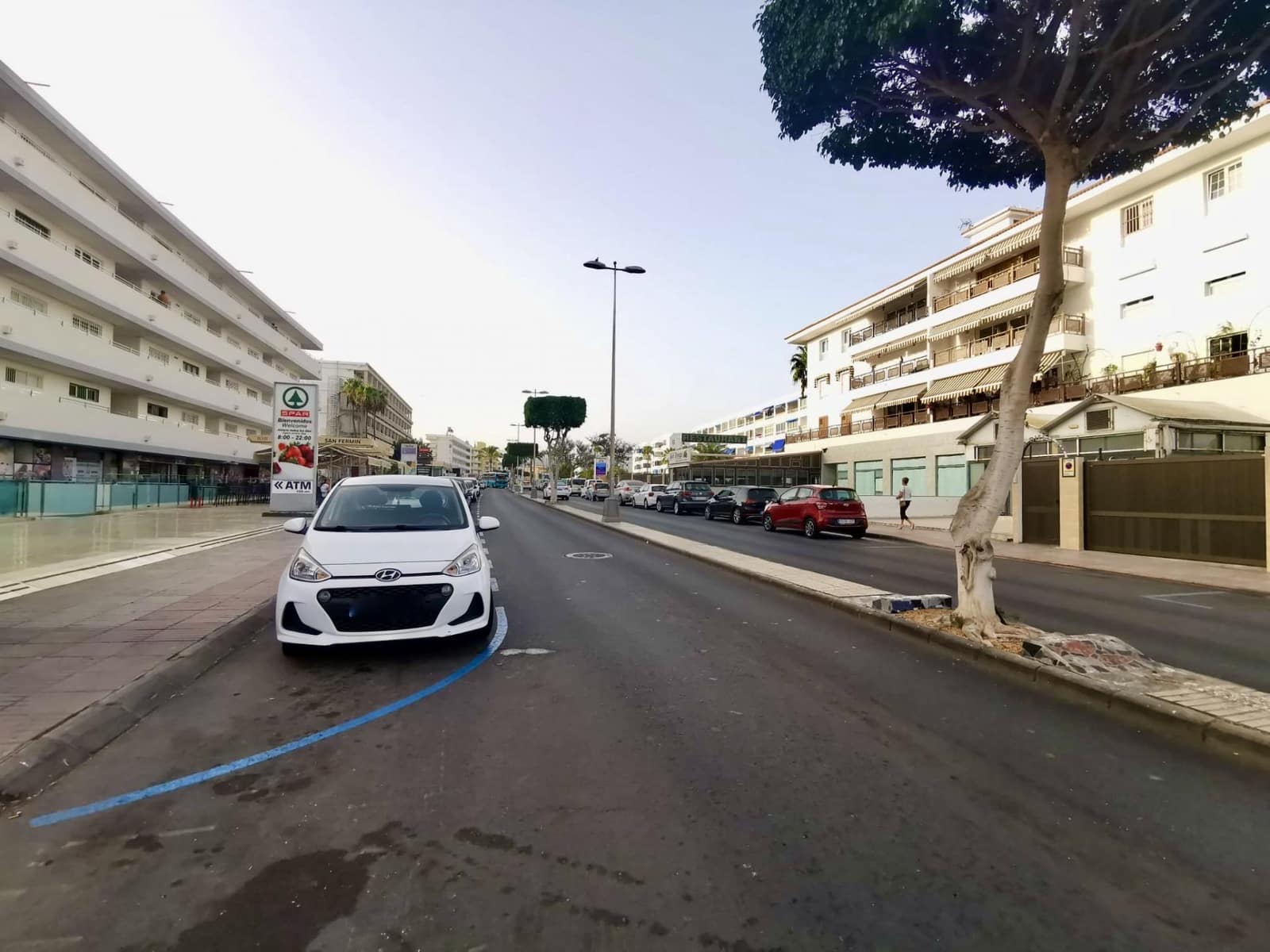 3 bedroom Bungalow for rent in Playa del Ingles with pool garage - € 1,800 (Ref: 9648284)