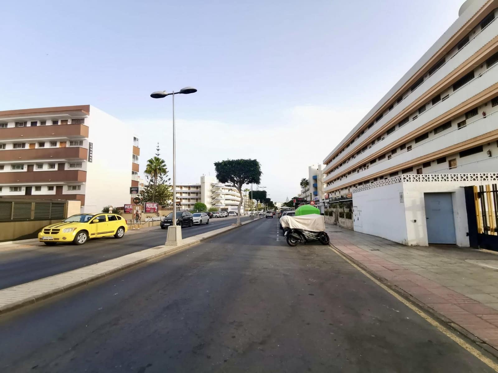 3 bedroom Bungalow for rent in Playa del Ingles with pool garage - € 1,800 (Ref: 9648284)