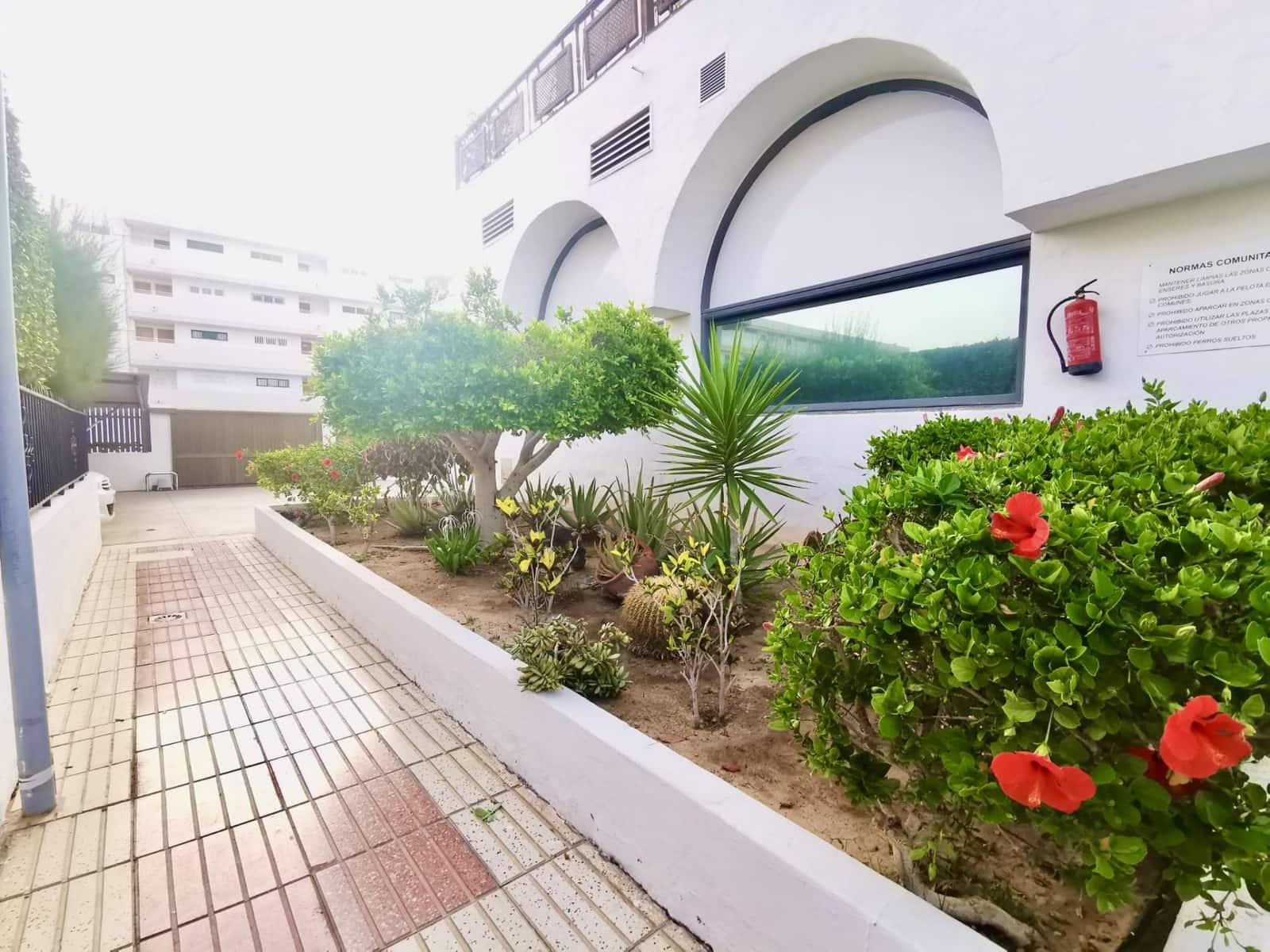 3 bedroom Bungalow for rent in Playa del Ingles with pool garage - € 1,800 (Ref: 9648284)