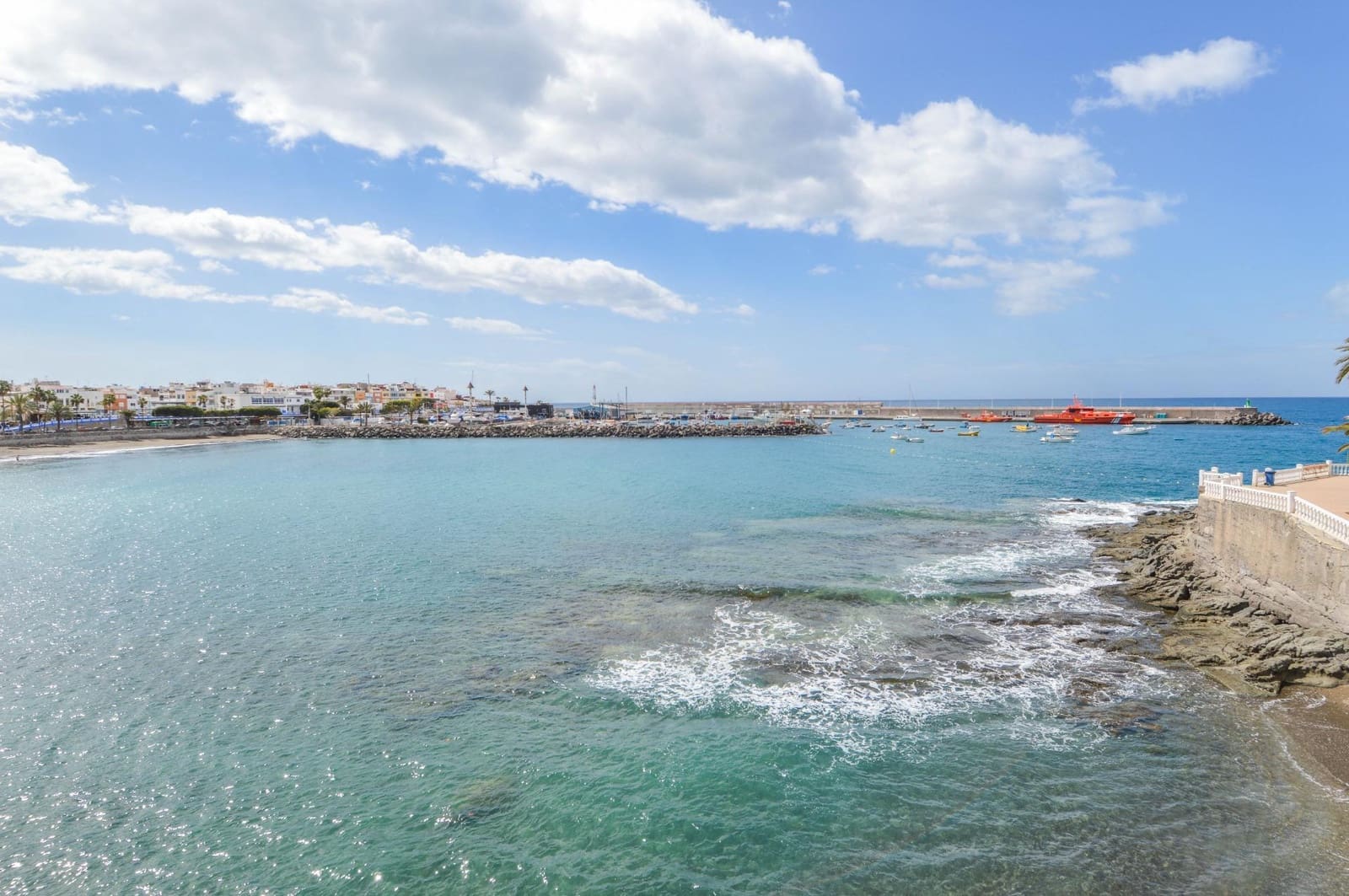 Local Comercial en Mogán en alquiler - 2.300 € (Ref: 9656198)