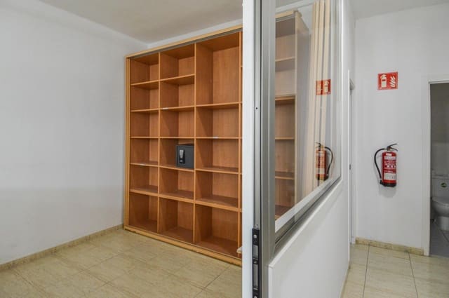 Commercial for rent in Mogán - € 2,300 (Ref: 9656198)