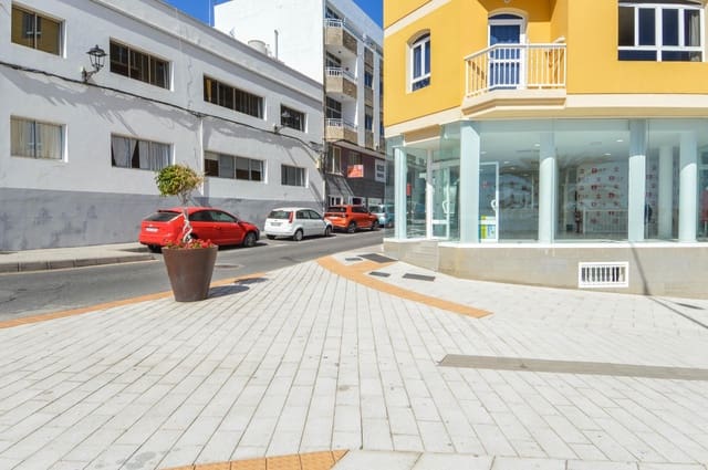 Commercial for rent in Mogán - € 2,300 (Ref: 9656198)