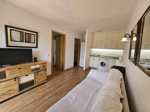 1 chambre Bungalow à vendre à San Bartolomé de Tirajana avec piscine - 239 000 € (Ref: 9659531)