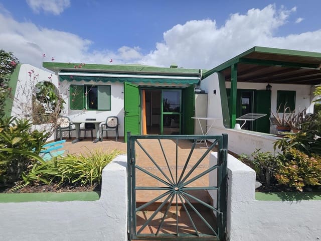 1 chambre Bungalow à vendre à San Bartolomé de Tirajana avec piscine - 239 000 € (Ref: 9659531)