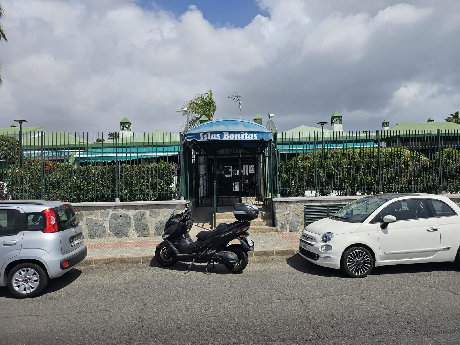 1 bedroom Bungalow for sale in San Bartolome de Tirajana with pool - € 239,000 (Ref: 9659531)