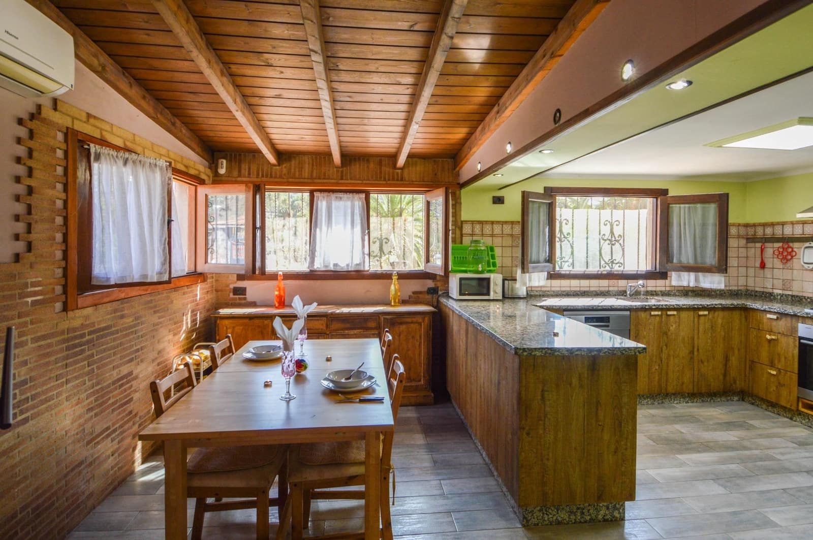 3 slaapkamer Finca/Landhuis te koop in Santa Lucia de Tirajana met zwembad - € 420.000 (Ref: 9659532)