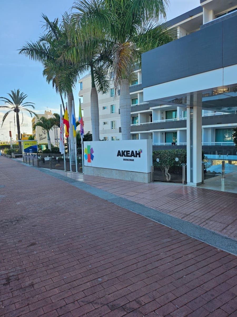 1 quarto Apartamento para arrendar em Playa del Ingles com piscina - 1 050 € (Ref: 9686556)