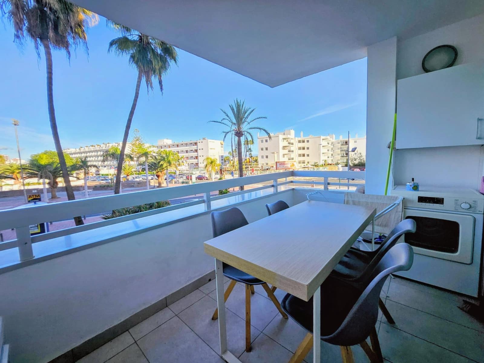 1 quarto Apartamento para arrendar em Playa del Ingles com piscina - 1 050 € (Ref: 9686556)