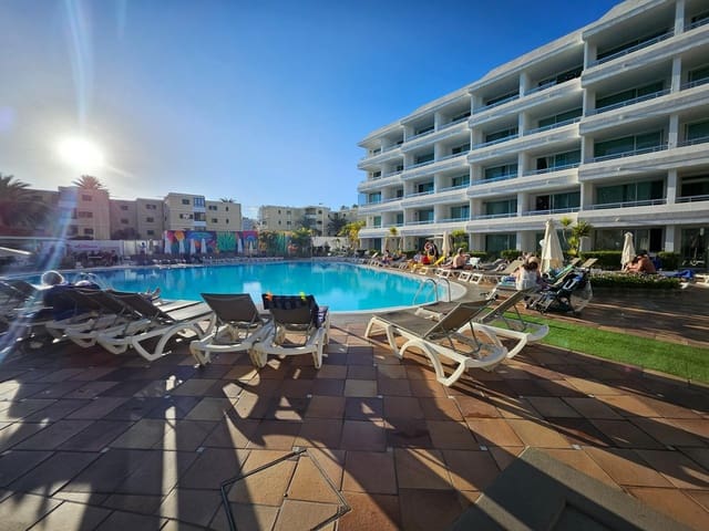 1 quarto Apartamento para arrendar em Playa del Inglés, San Bartolomé de Tirajana com piscina - 1 050 € (Ref: 9686556)