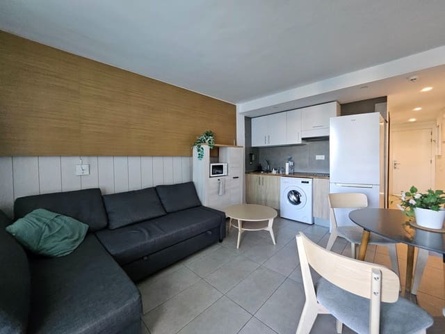 1 quarto Apartamento para arrendar em Playa del Inglés, San Bartolomé de Tirajana com piscina - 1 050 € (Ref: 9686556)