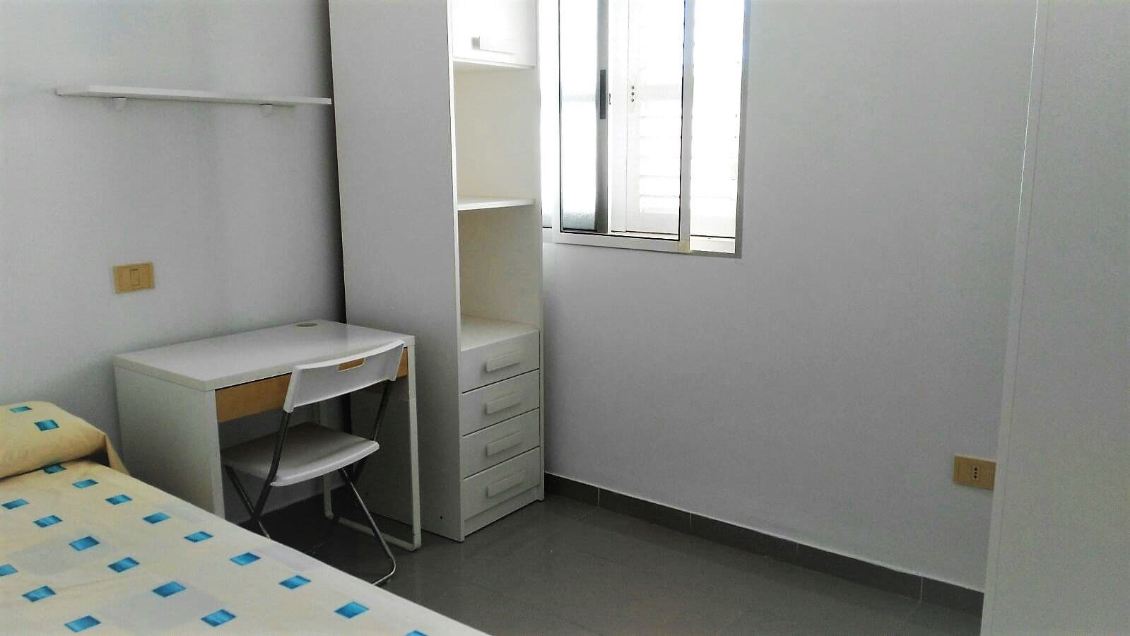 2 soveværelse Lejlighed til leje i Aguimes med garage - € 1.000 (Ref: 9752144)