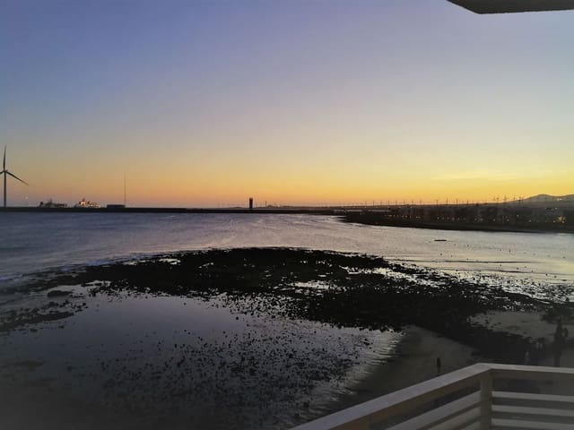 2 soveværelse Lejlighed til leje i Agüimes med garage - € 1.000 (Ref: 9752144)