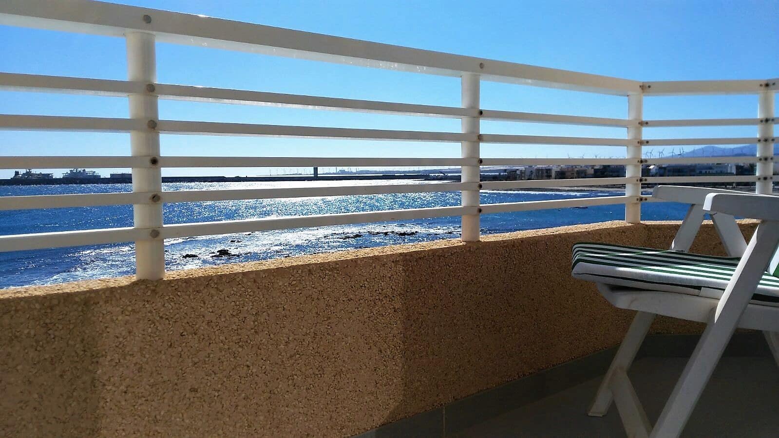 2 soveværelse Lejlighed til leje i Aguimes med garage - € 1.000 (Ref: 9752144)