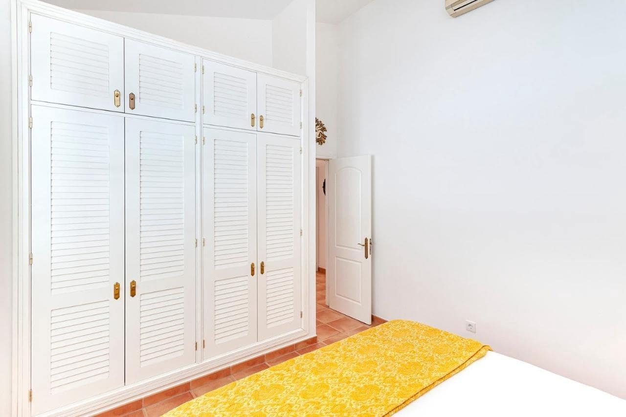 4 bedroom Villa for rent in Puerto Rico with pool garage - € 5,000 (Ref: 9755821)