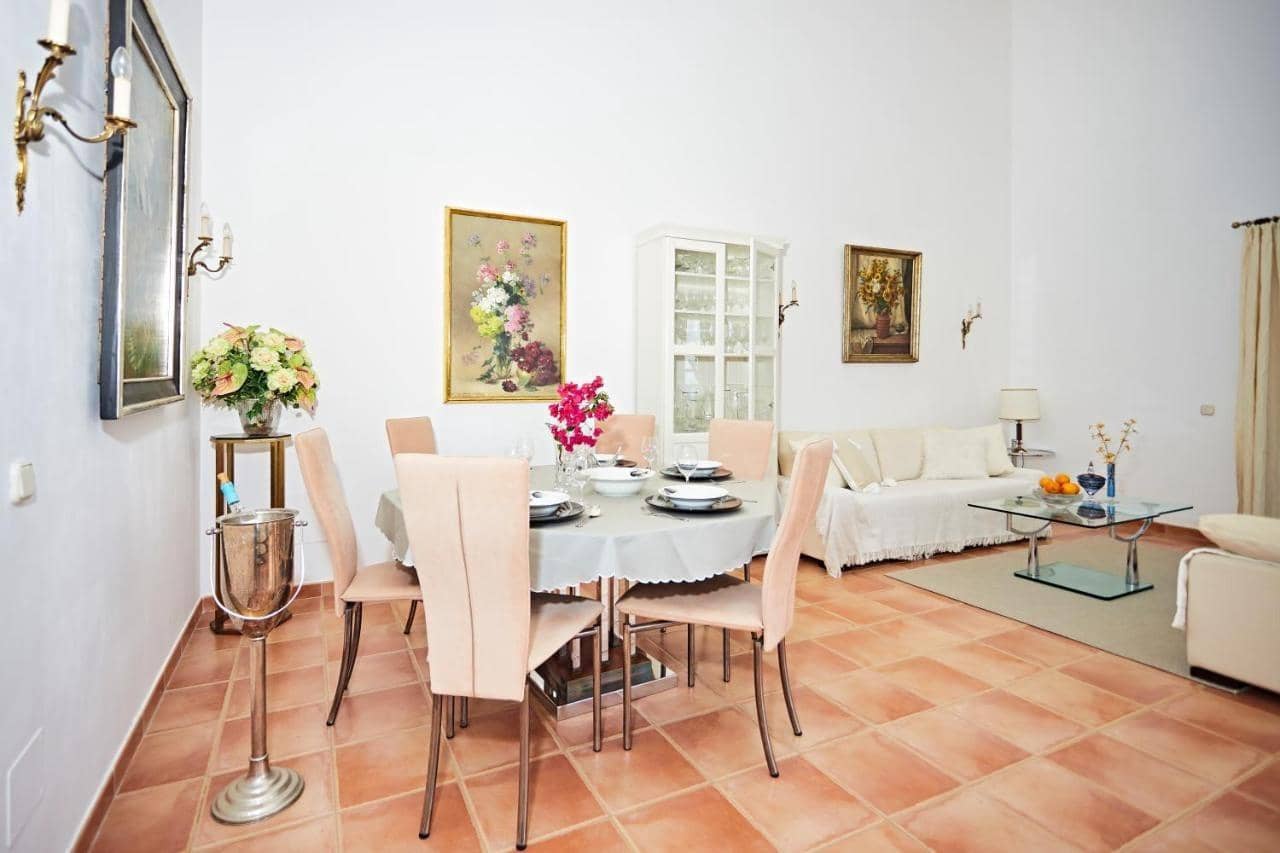 4 bedroom Villa for rent in Puerto Rico with pool garage - € 5,000 (Ref: 9755821)