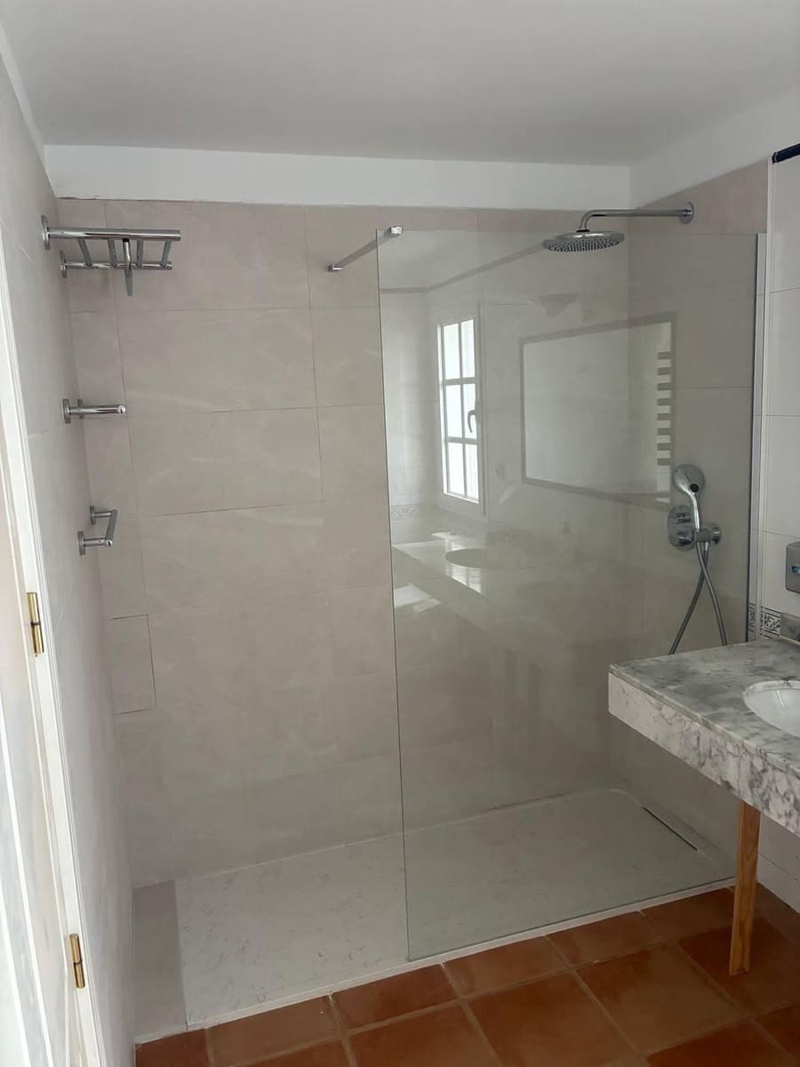 4 bedroom Villa for rent in Puerto Rico with pool garage - € 5,000 (Ref: 9755821)