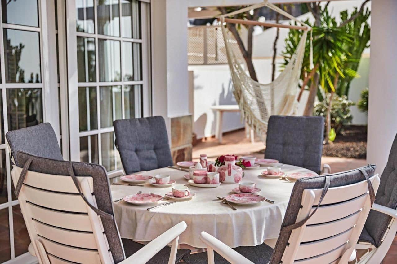 4 bedroom Villa for rent in Puerto Rico with pool garage - € 5,000 (Ref: 9755821)