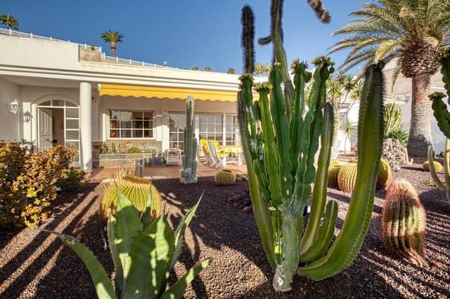 4 bedroom Villa for rent in Puerto Rico, Mogán with pool garage - € 5,000 (Ref: 9755821)