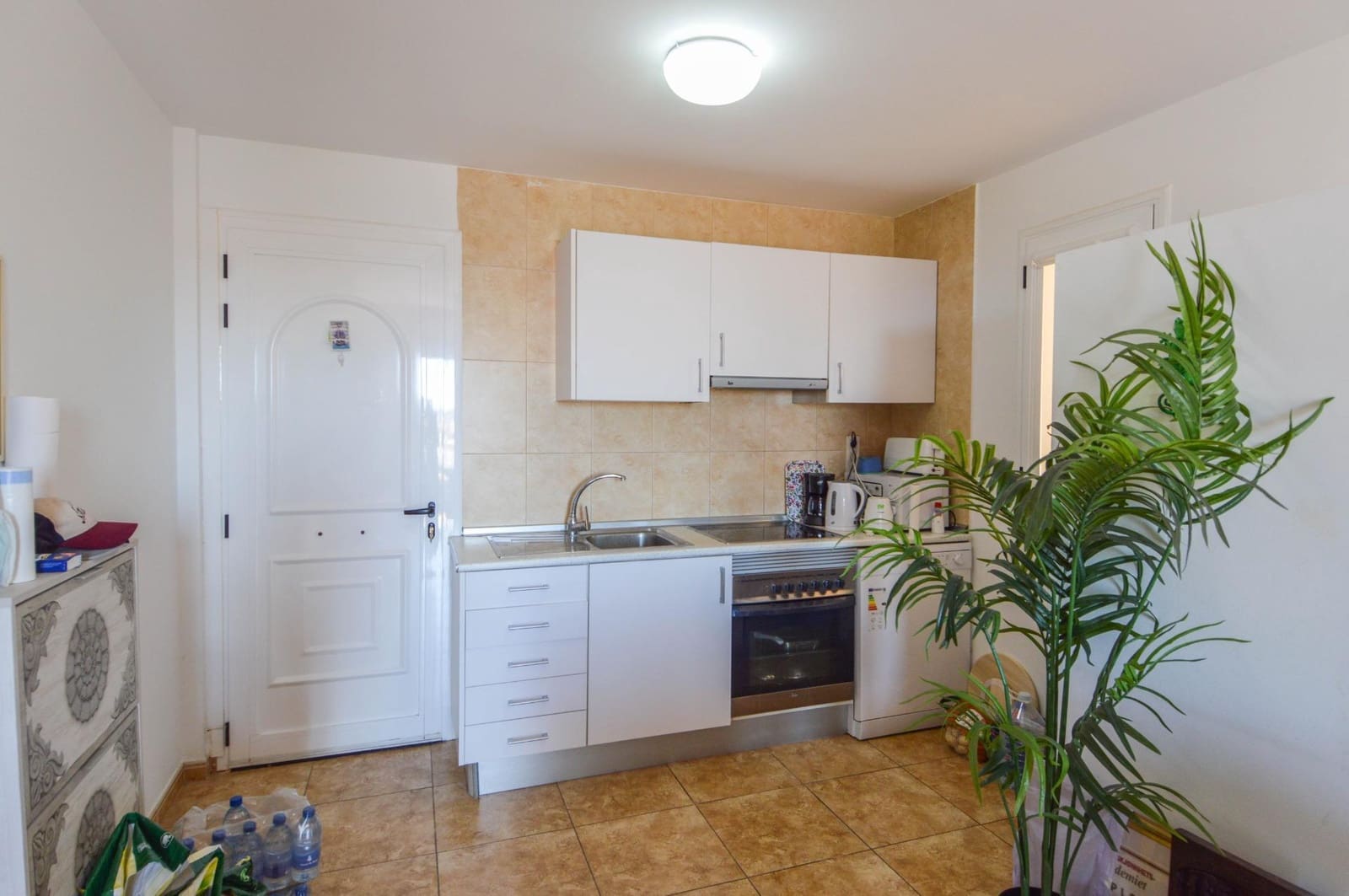 2 bedroom Apartment for sale in Arguineguin with pool garage - € 320,000 (Ref: 9773188)
