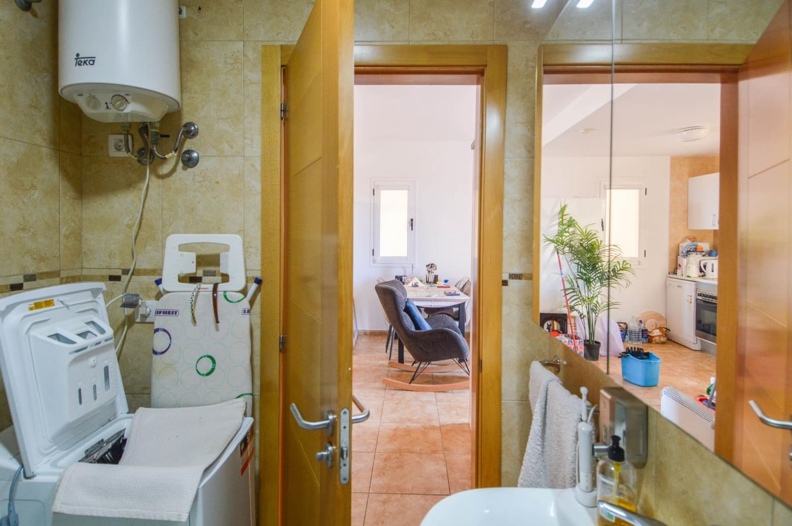 2 bedroom Apartment for sale in Arguineguin with pool garage - € 320,000 (Ref: 9773188)