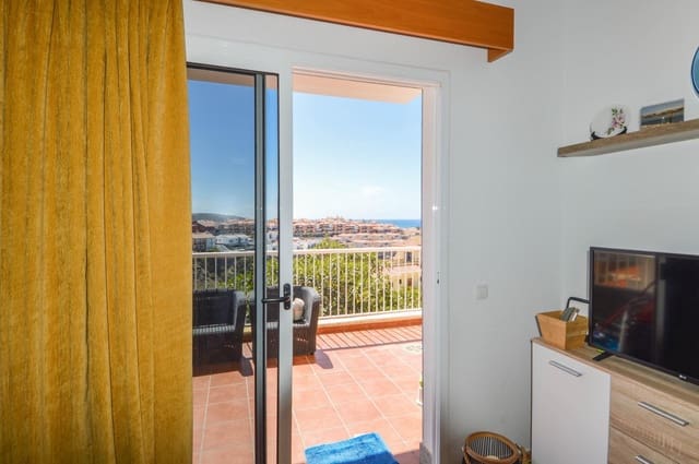 2 slaapkamer Appartement te koop in Arguineguín, Mogán met zwembad garage - € 320.000 (Ref: 9773188)