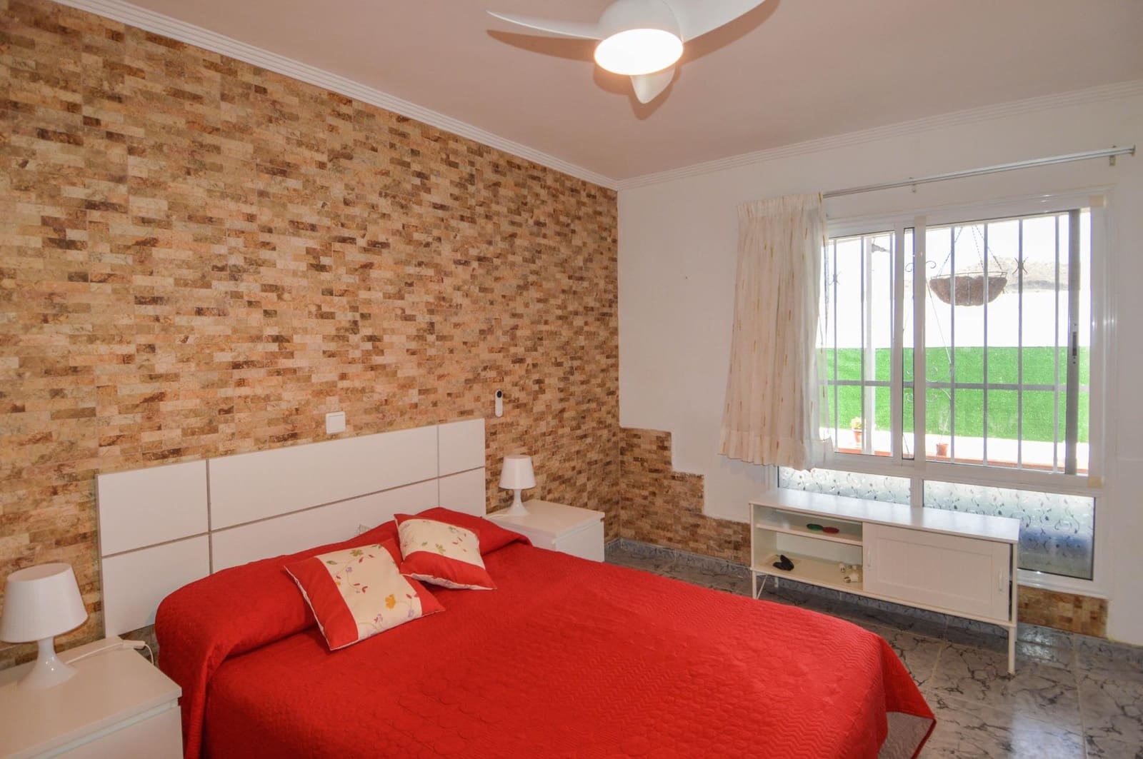 2 bedroom Bungalow for rent in Mogan with pool - € 1,000 (Ref: 9791158)