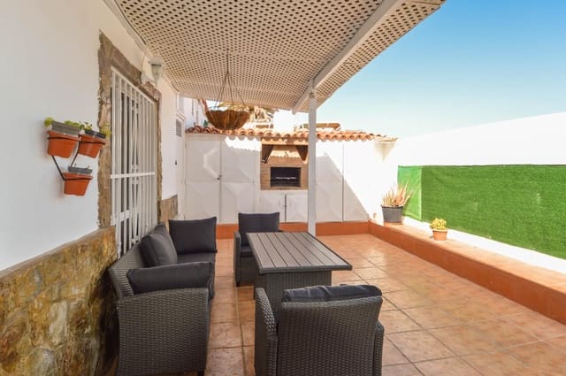 2 bedroom Bungalow for rent in Mogán with pool - € 1,000 (Ref: 9791158)