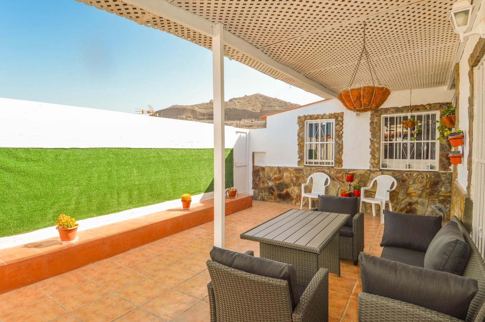 2 bedroom Bungalow for rent in Mogan with pool - € 1,000 (Ref: 9791158)