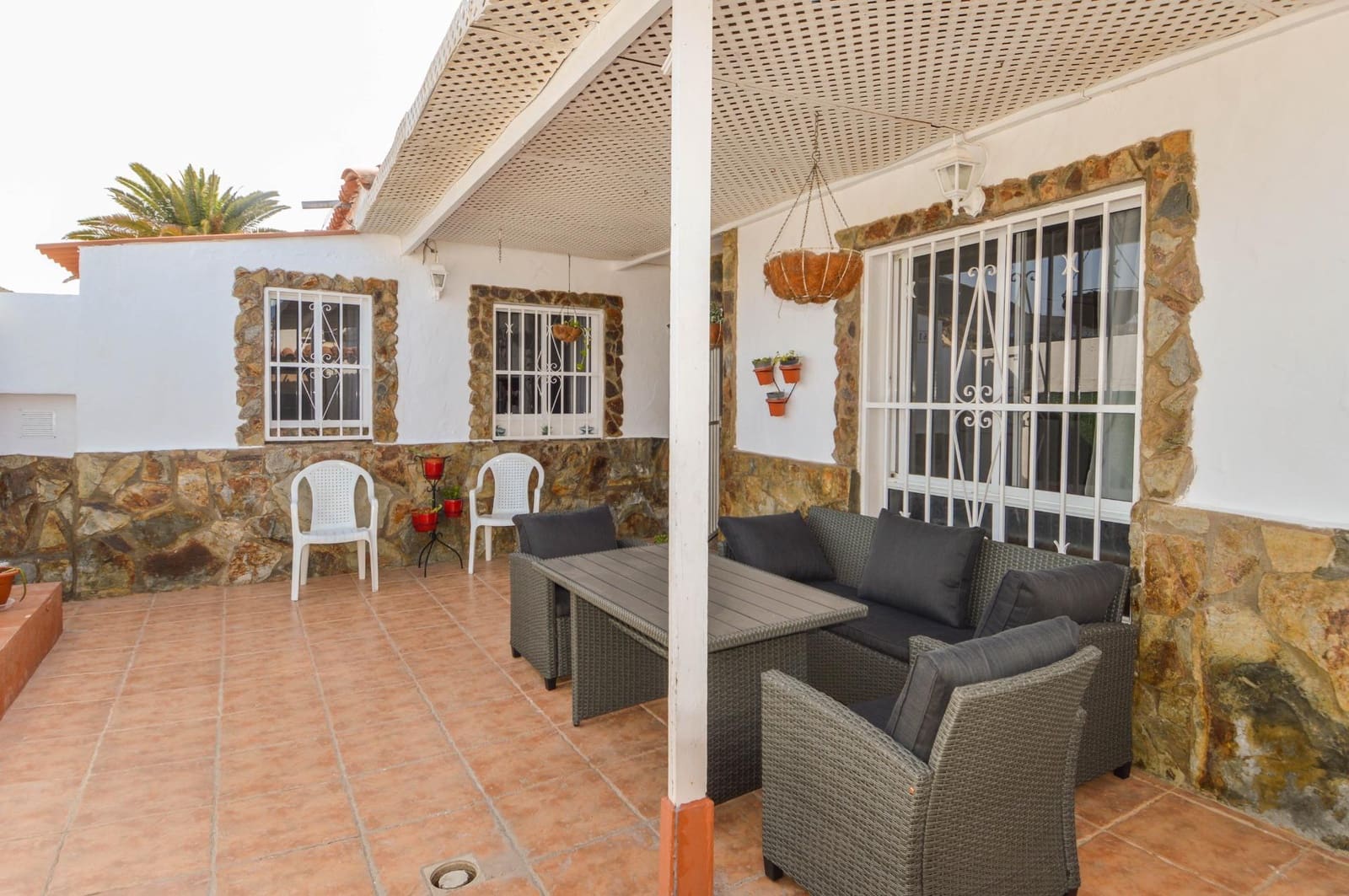 2 bedroom Bungalow for rent in Mogan with pool - € 1,000 (Ref: 9791158)