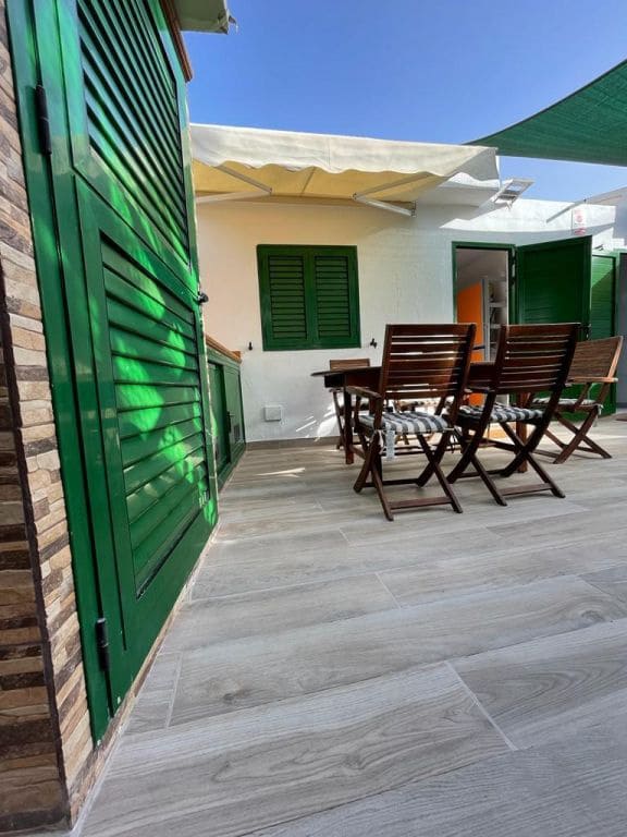 2 soveværelse Bungalow til leje i Maspalomas med swimmingpool - € 1.400 (Ref: 9791159)