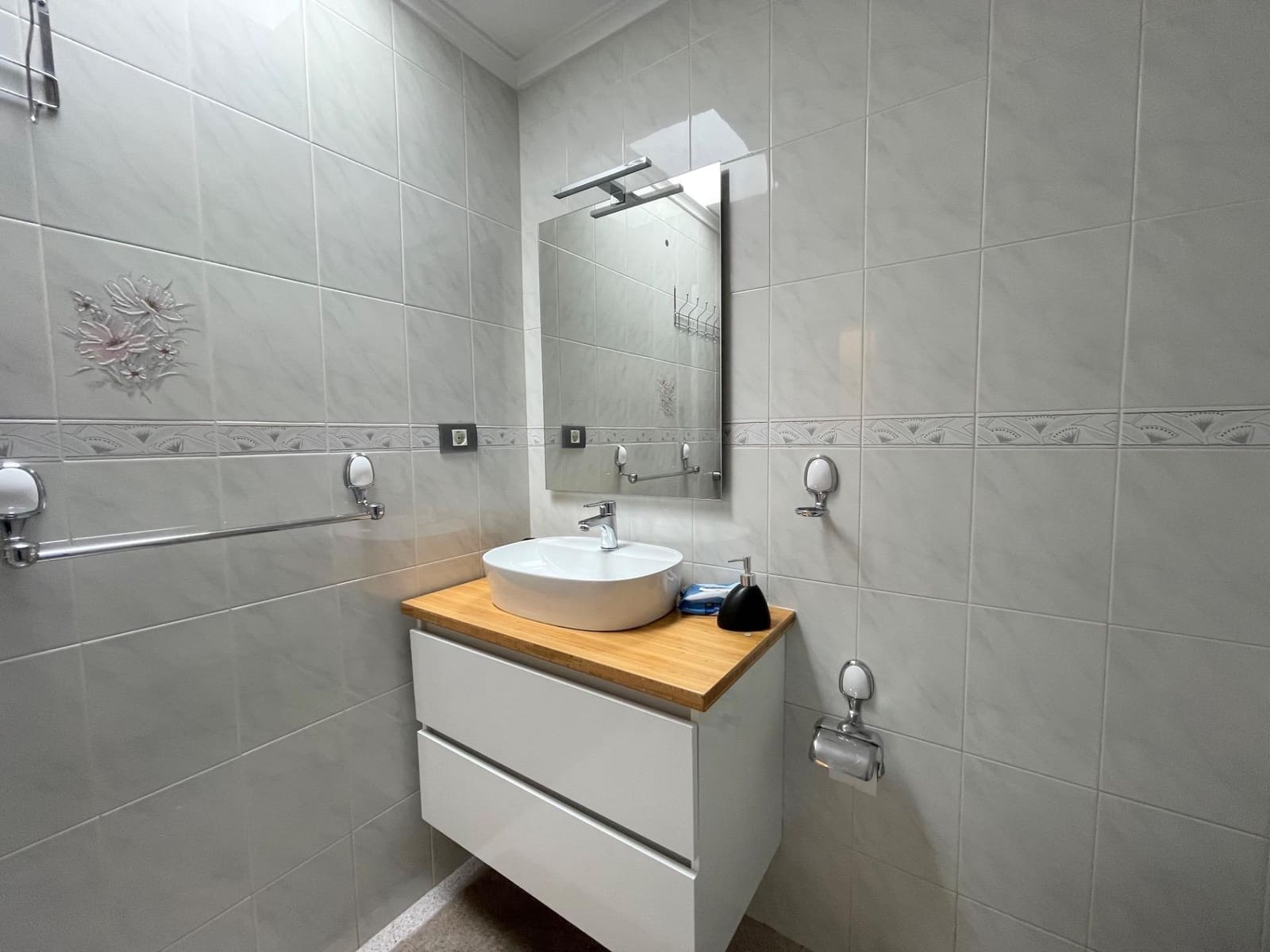 Bungalow de 1 habitación en Sonneland en alquiler con piscina - 1.400 € (Ref: 9797236)