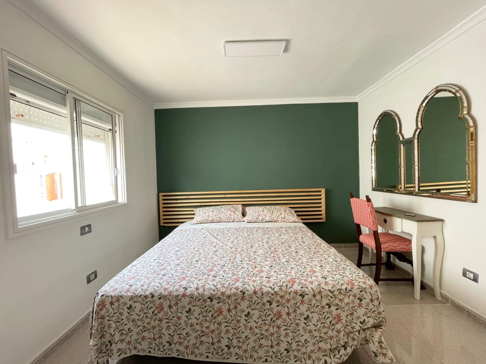 Bungalow de 1 habitación en Sonneland en alquiler con piscina - 1.400 € (Ref: 9797236)