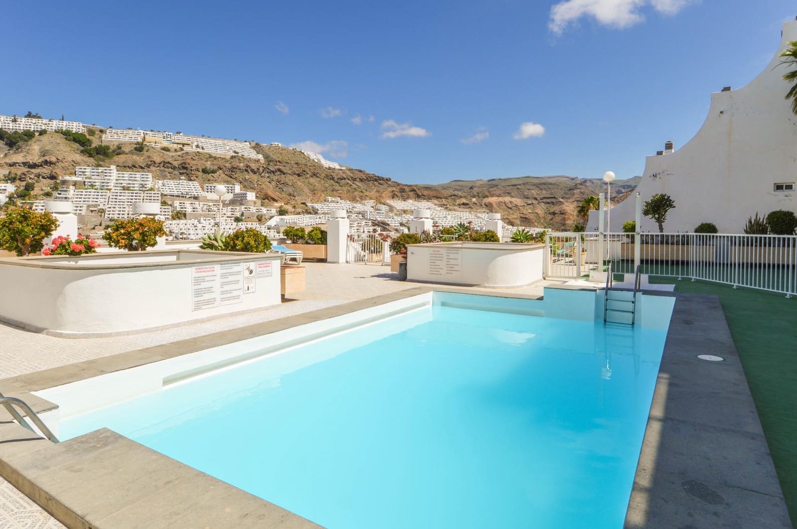 1 bedroom Apartment for sale in Puerto Rico with pool - € 160,000 (Ref: 9817992)