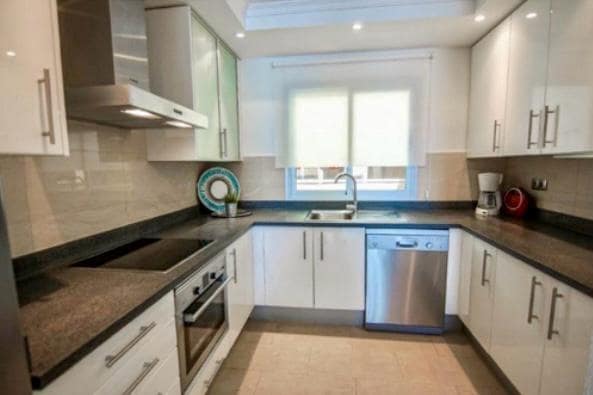 2 sypialnia Apartament na sprzedaż w Playa del Cura z basenem - 475 000 € (Ref: 9820322)