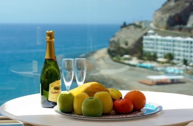 Apartamento de 2 habitaciones en Playa del Cura, Mogán en venta con piscina - 475.000 € (Ref: 9820322)