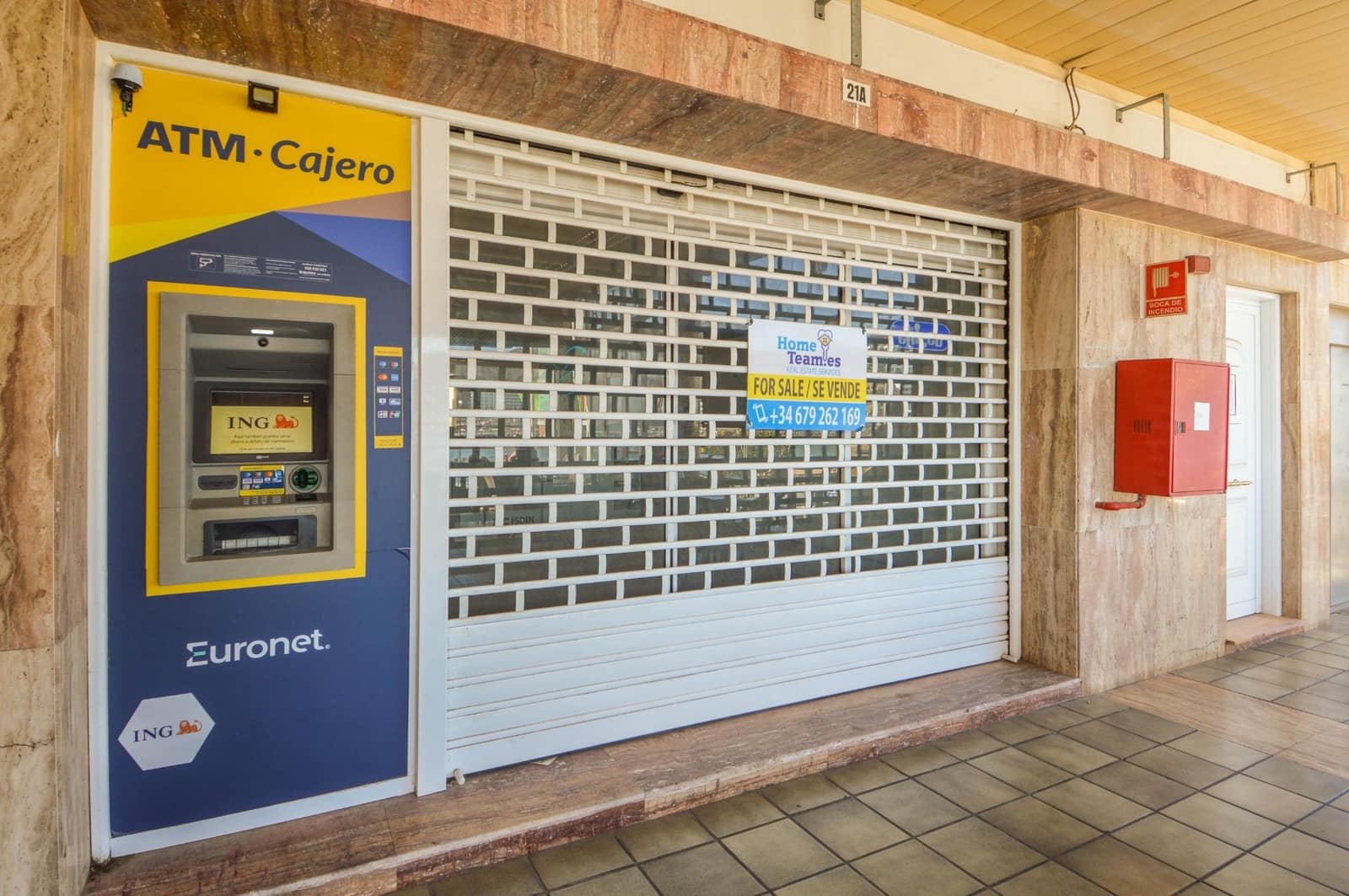Commercial for sale in Puerto Rico - € 349,000 (Ref: 9823011)