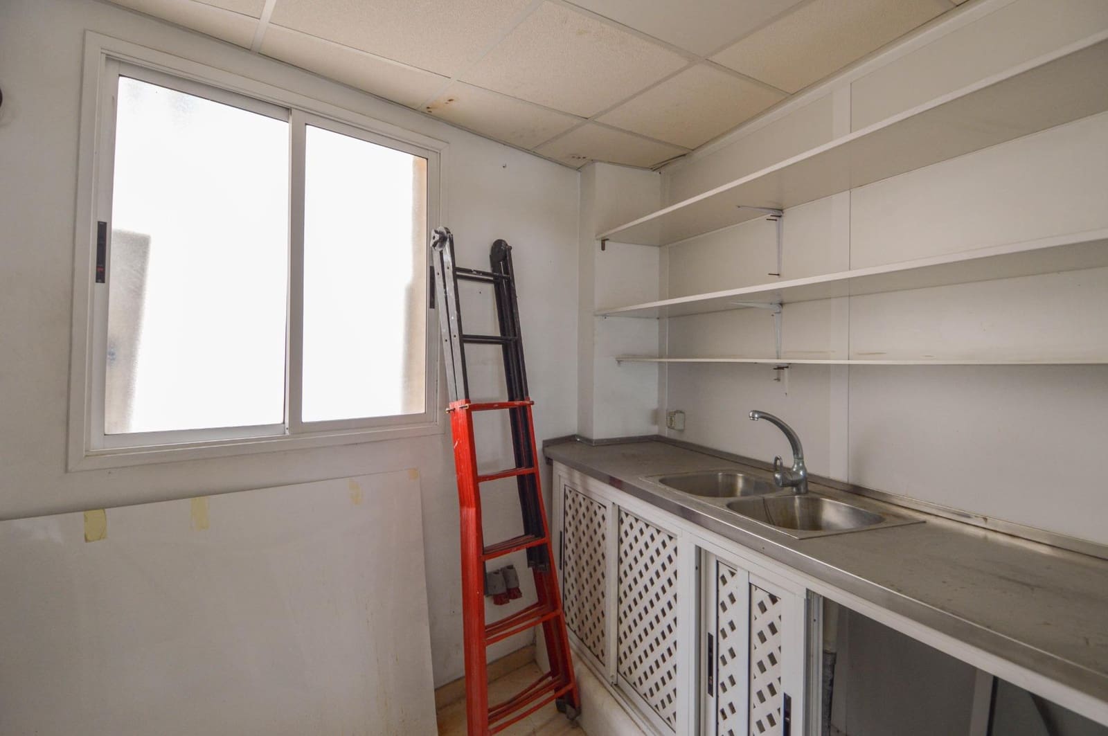 Commercial for sale in Puerto Rico - € 349,000 (Ref: 9823011)