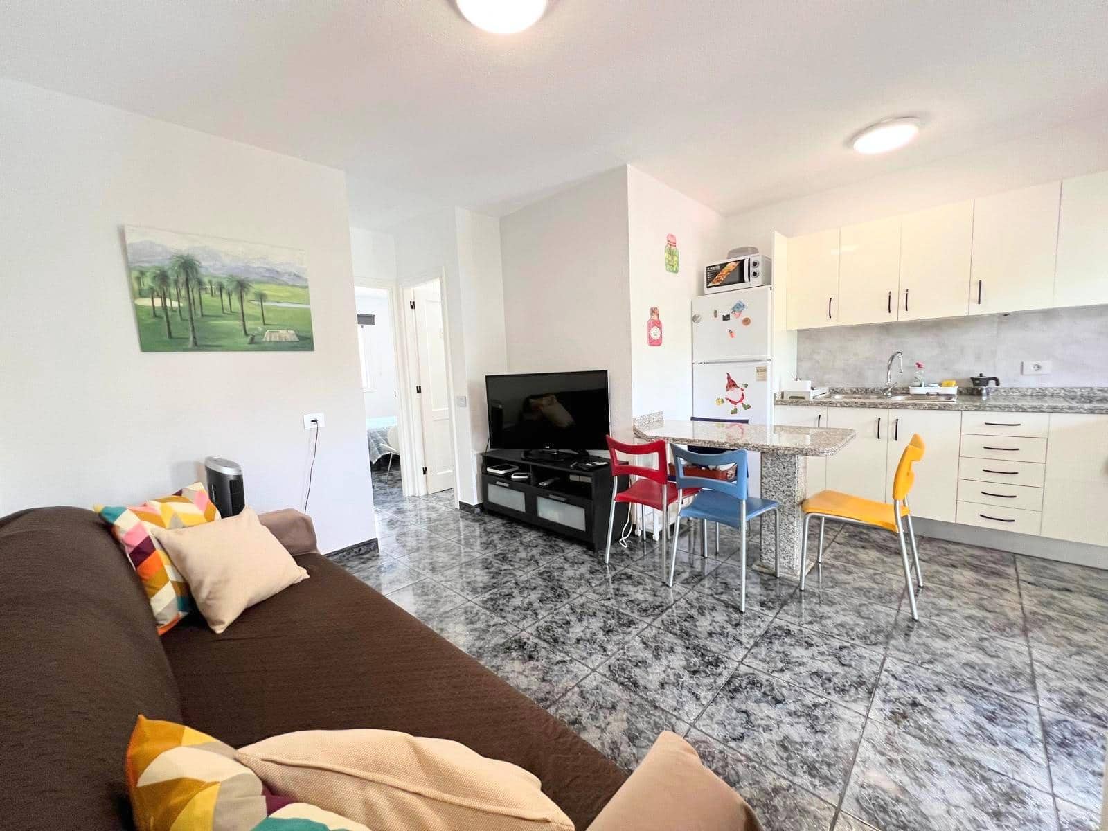 2 sovrum Bungalow att hyra i Sonneland med pool garage - 1 200 € (Ref: 9825377)