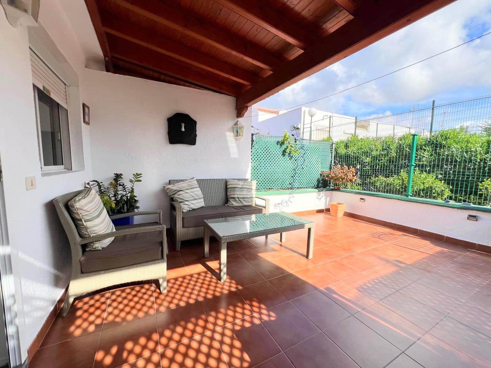 2 bedroom Bungalow for rent in Sonneland with pool garage - € 1,200 (Ref: 9825377)