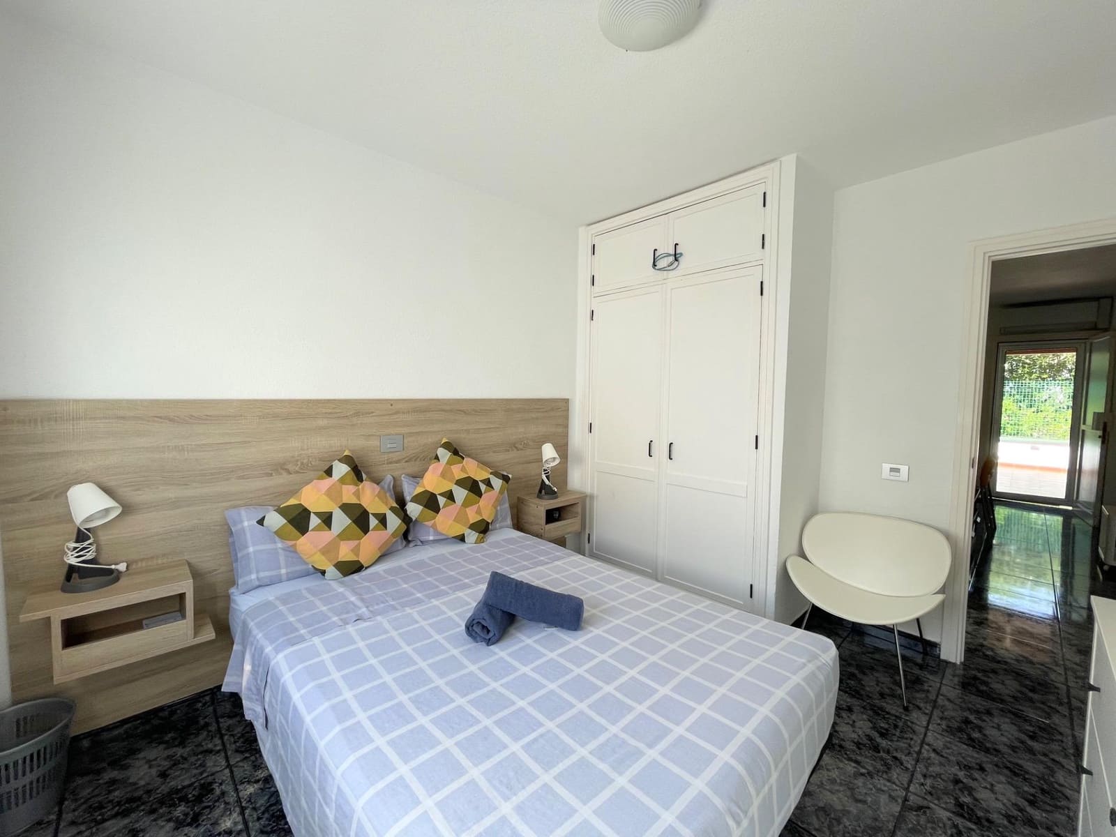2 bedroom Bungalow for rent in Sonneland with pool garage - € 1,200 (Ref: 9825377)
