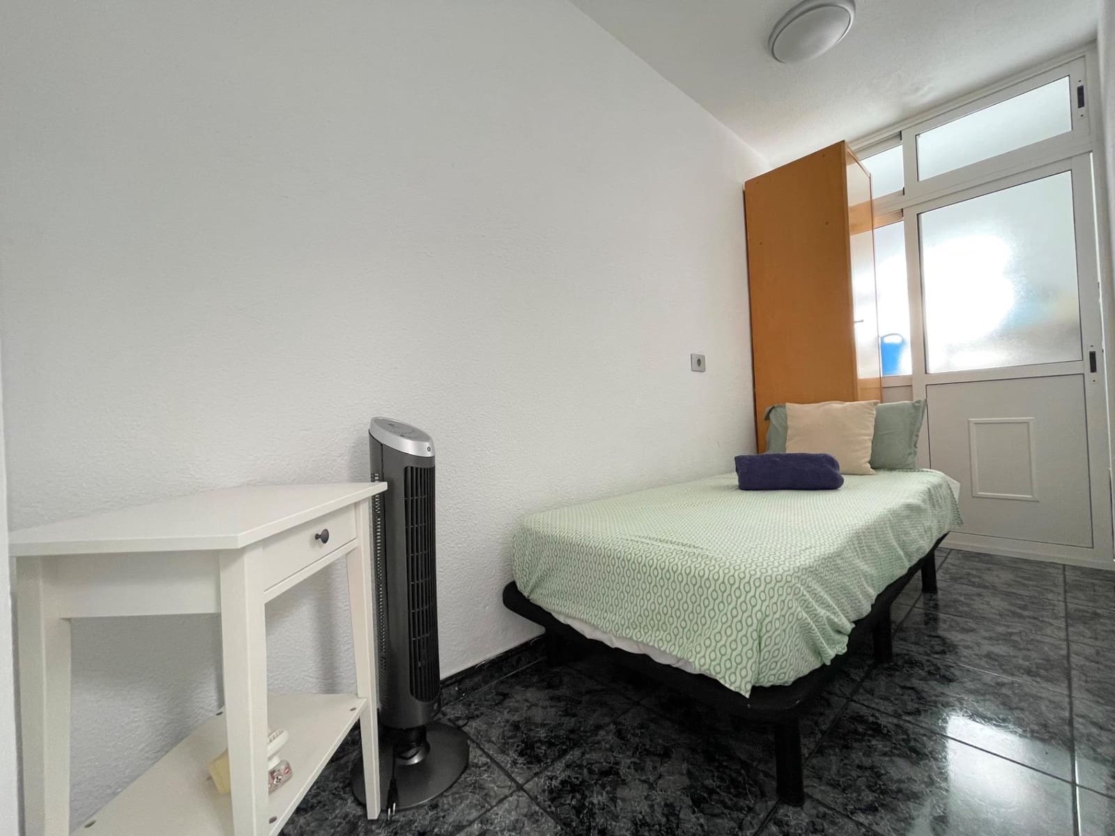 2 bedroom Bungalow for rent in Sonneland with pool garage - € 1,200 (Ref: 9825377)