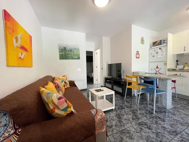 2 bedroom Bungalow for rent in Sonneland, San Bartolomé de Tirajana with pool garage - € 1,200 (Ref: 9825377)