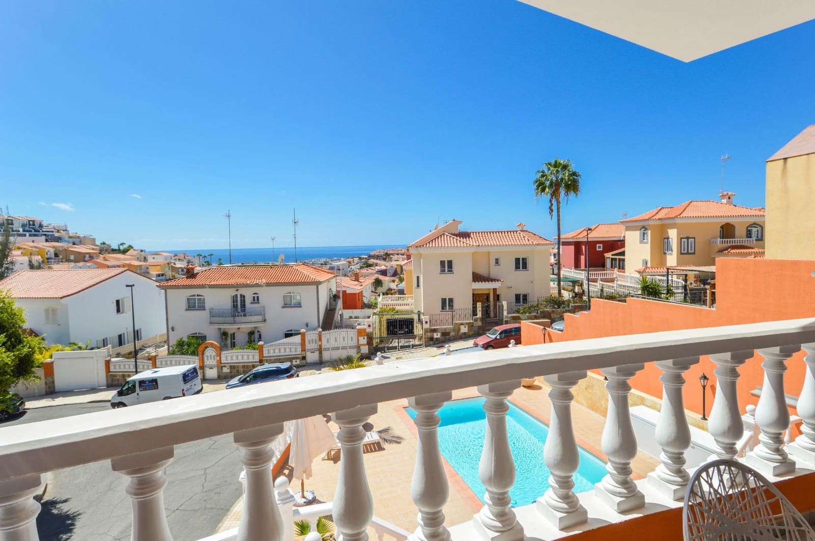 2 bedroom Apartment for rent in Mogan with pool - € 1,830 (Ref: 9839366)