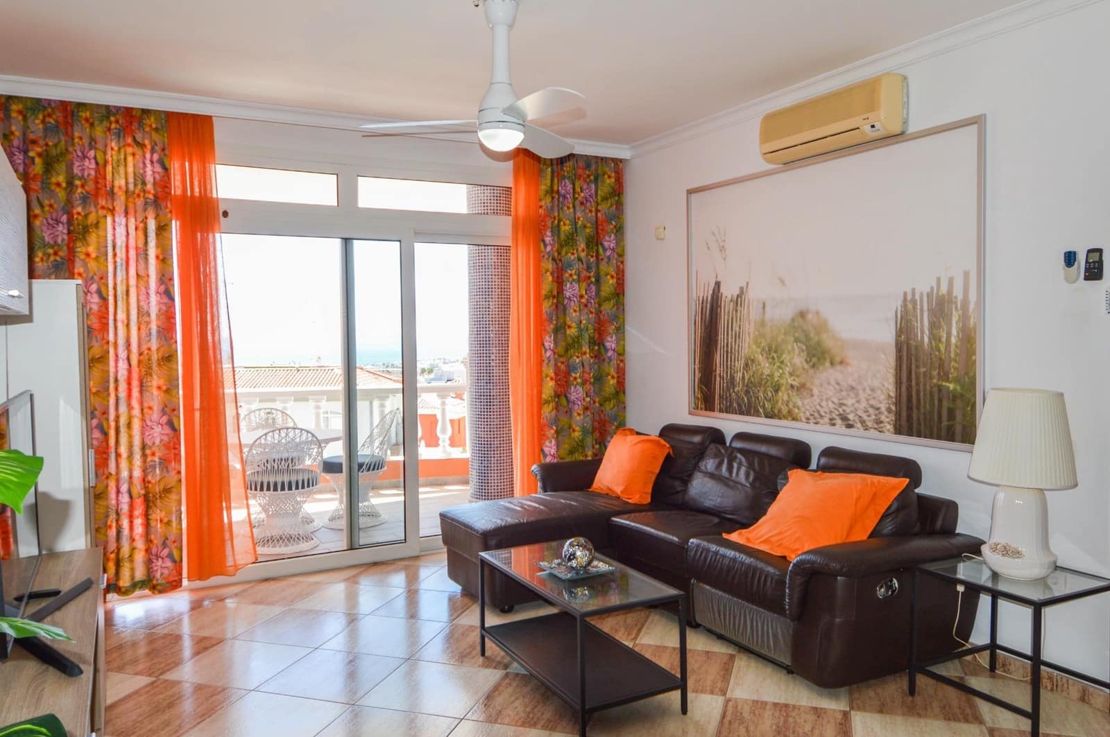 2 bedroom Apartment for rent in Mogan with pool - € 1,830 (Ref: 9839366)