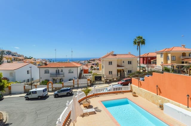 Appartement de 2 chambres à louer à Mogán avec piscine - 1 830 € (Ref: 9839366)