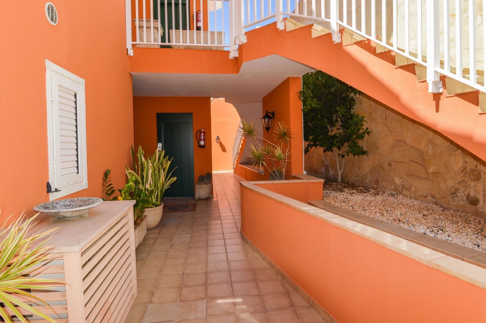 2 bedroom Apartment for rent in Mogan with pool - € 1,830 (Ref: 9839366)