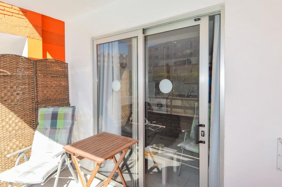 1 bedroom Apartment for rent in Playa del Ingles with pool - € 900 (Ref: 9851883)