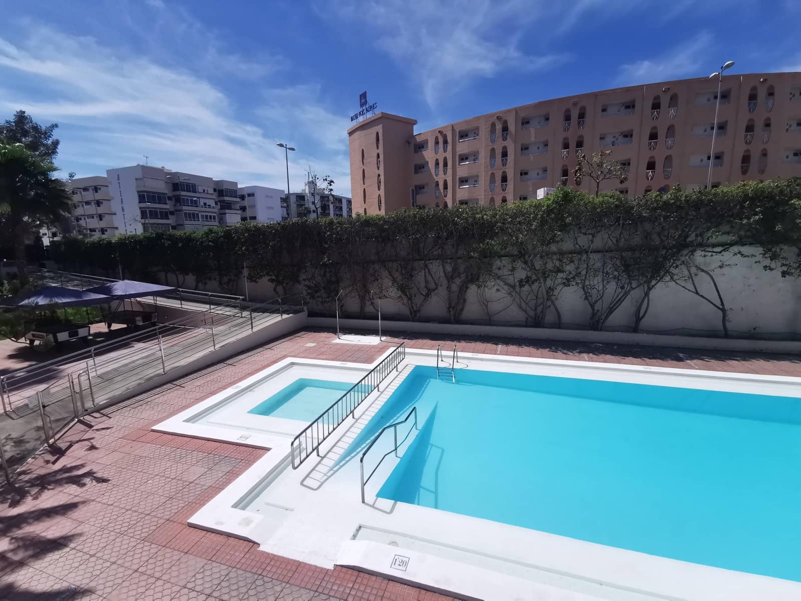 1 bedroom Apartment for rent in Playa del Ingles with pool - € 900 (Ref: 9851883)