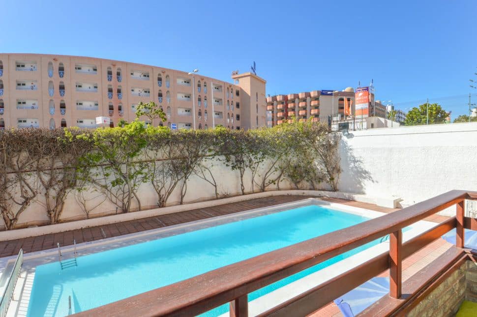1 bedroom Apartment for rent in Playa del Ingles with pool - € 900 (Ref: 9851883)