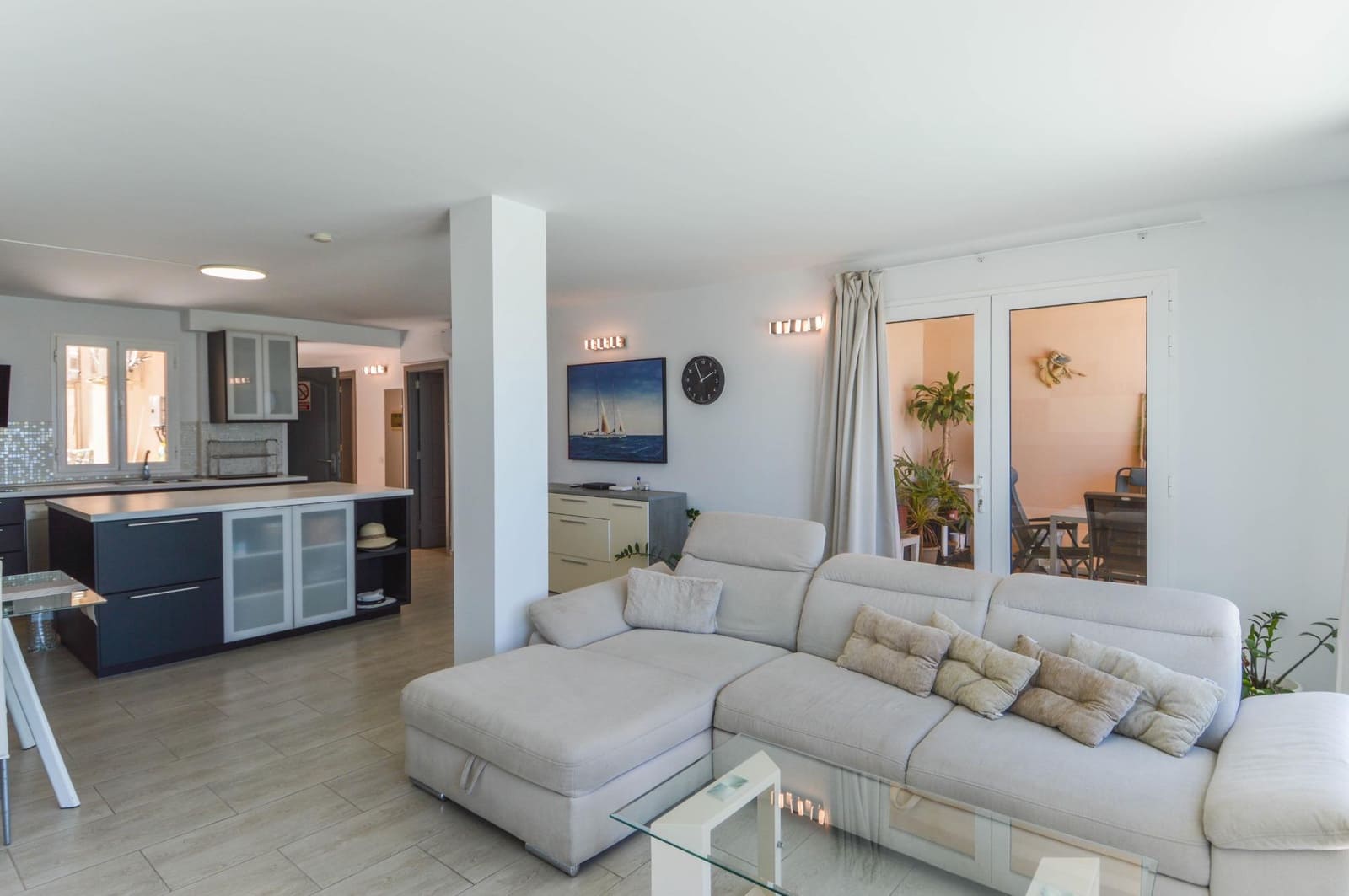 3 bedroom Apartment for sale in Arguineguin with pool - € 485,000 (Ref: 9882014)
